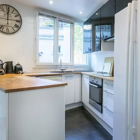 - Spacious 3 Flat For Families - 3 Minutes From Metro Station Appart hôtel *