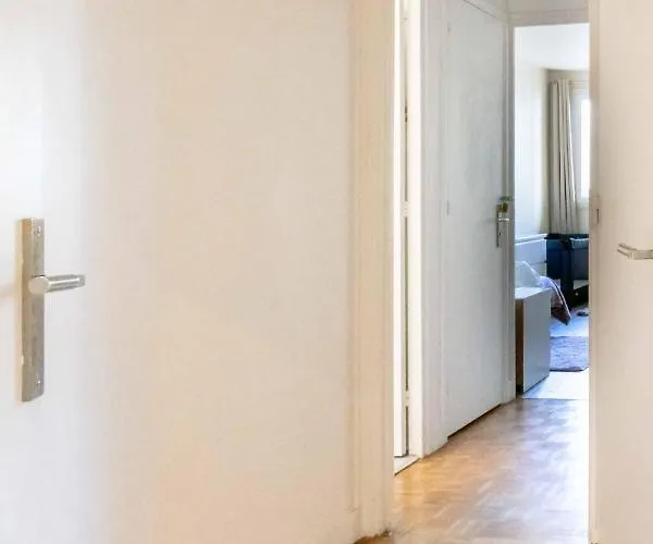 Aparthotel - Spacious 3 Flat For Families - 3 Minutes From Metro Station Paříž